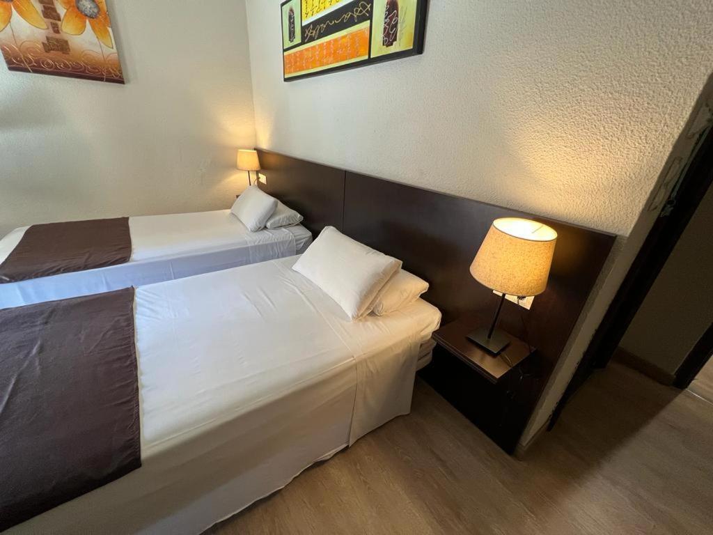 Hotel El Pozo Торремолинос Экстерьер фото