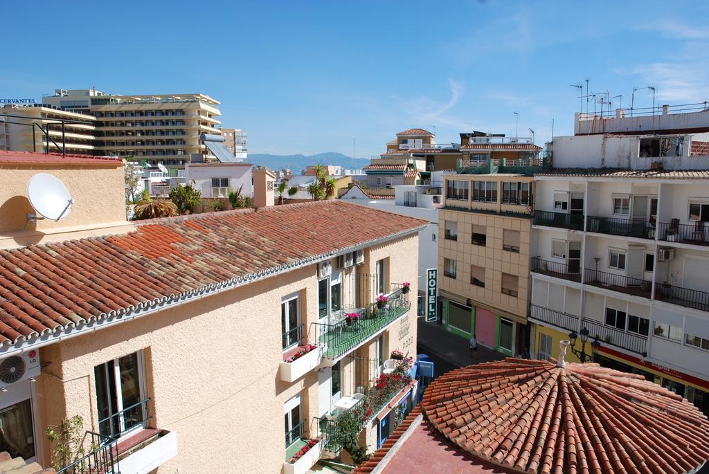 Hotel El Pozo Торремолинос Экстерьер фото