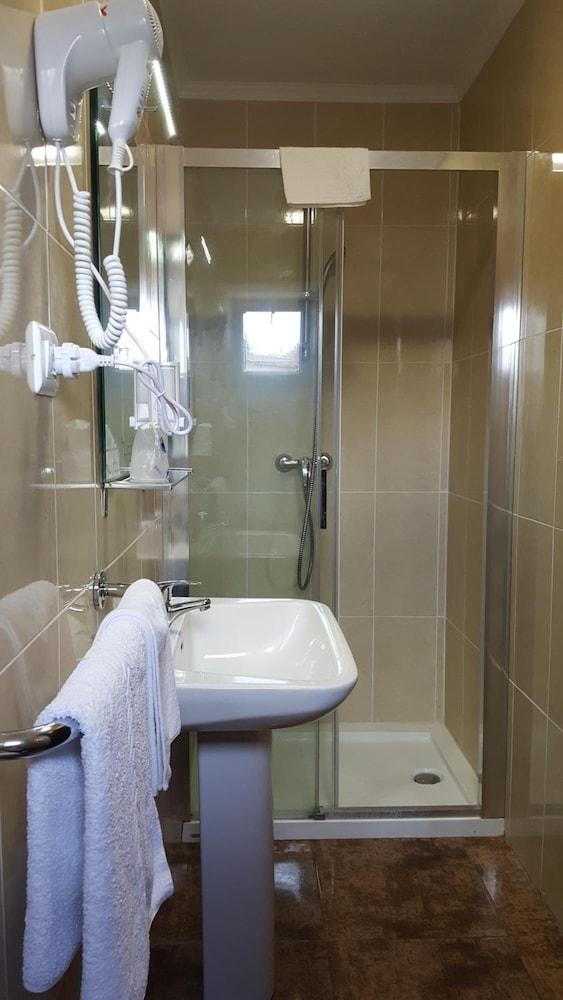 Hotel El Pozo Торремолинос Экстерьер фото
